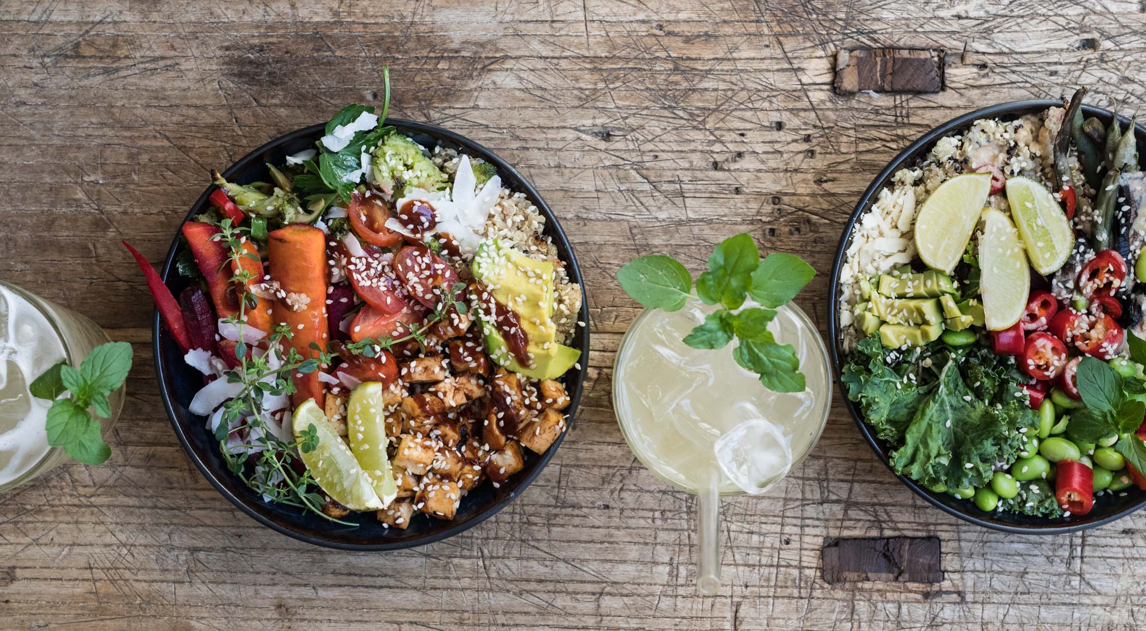 2 superfood bowls + 2 drikke hos Hope i Indre By – Nyd bohemian vibes og vilde veganske bowls serveret i solskin og dagligstuehygge