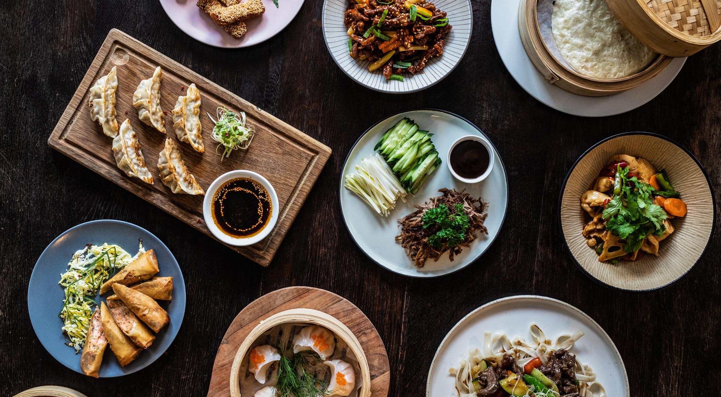 Frit valg til alt hos H Table i Indre By – Hypet kineser-restaurant byder på alt fra peking-and og dumplings til bao, forårsruller og okse i sur-sød sauce