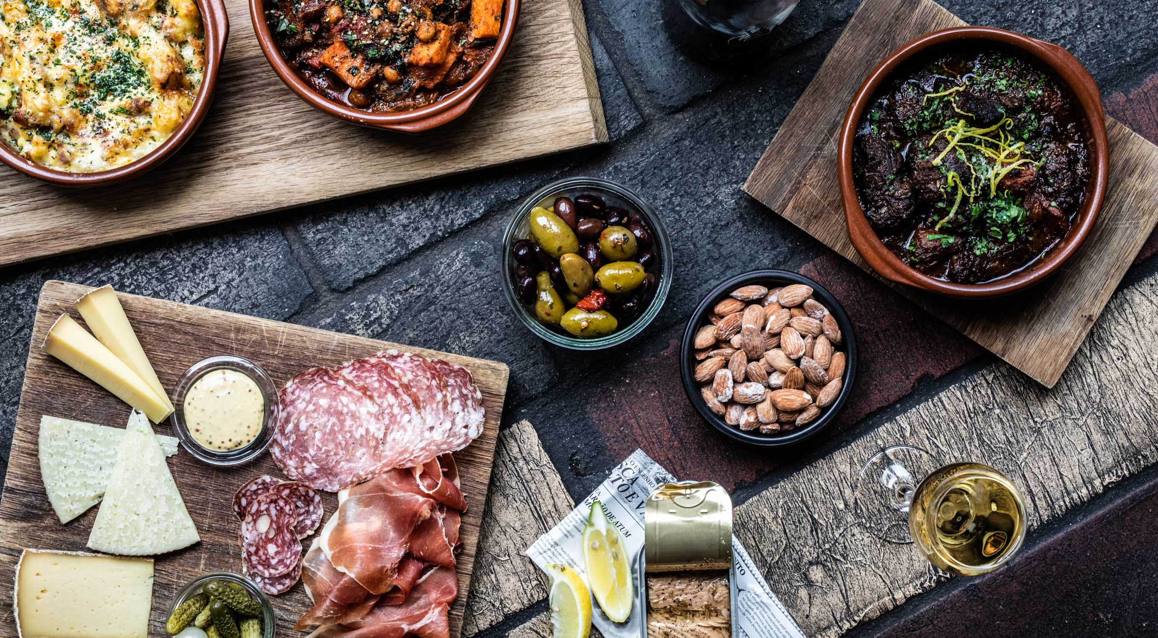 Frit valg til alt hos Vinhanen på Nørrebro og Vesterbro – Topanmeldt vinbar byder på lækker mad & vino