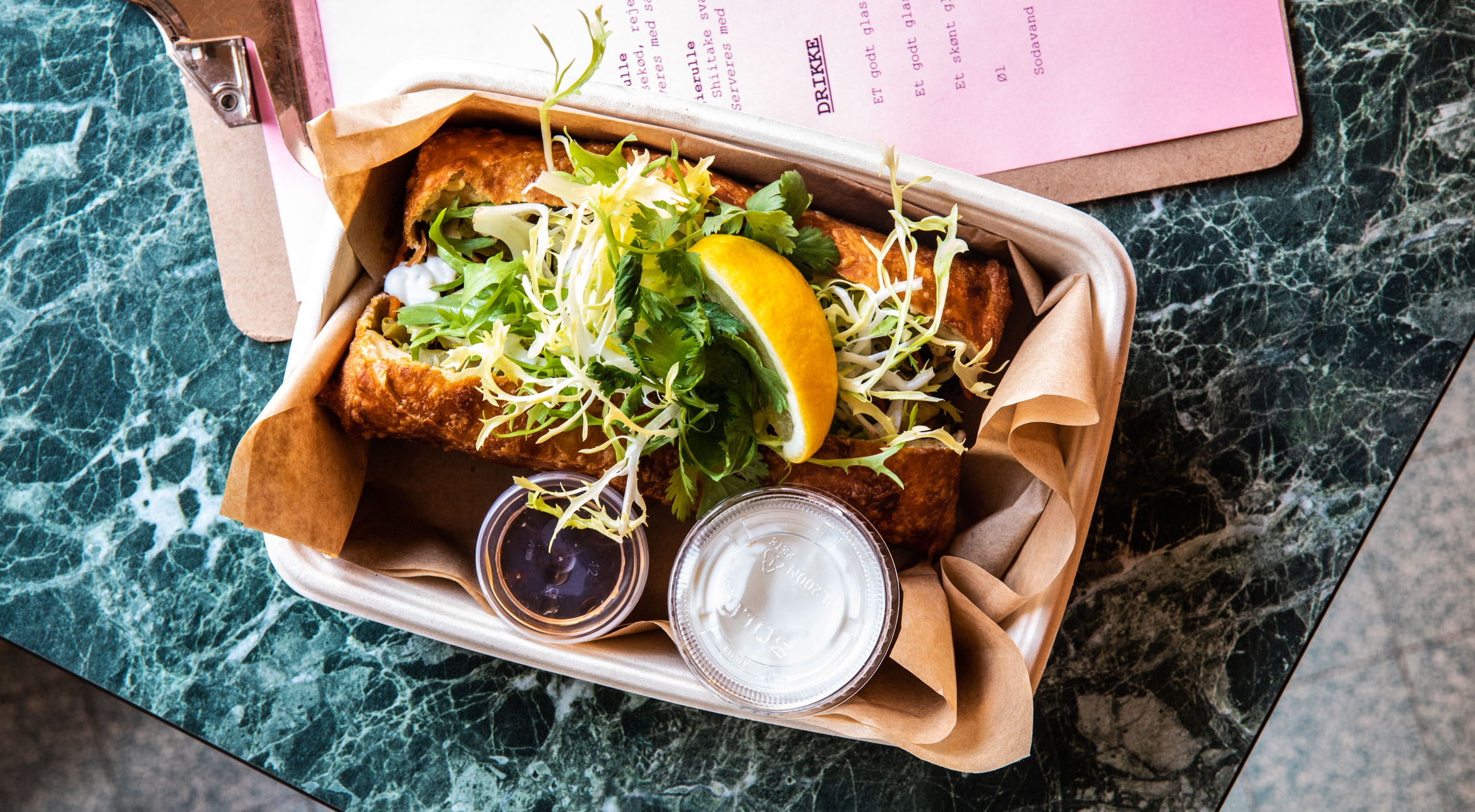 2 kæmpe forårsruller hos Cholon by Lâm Lê i Indre By – LêLê-stifter har åbnet ny asiatisk mini-restaurant og take away