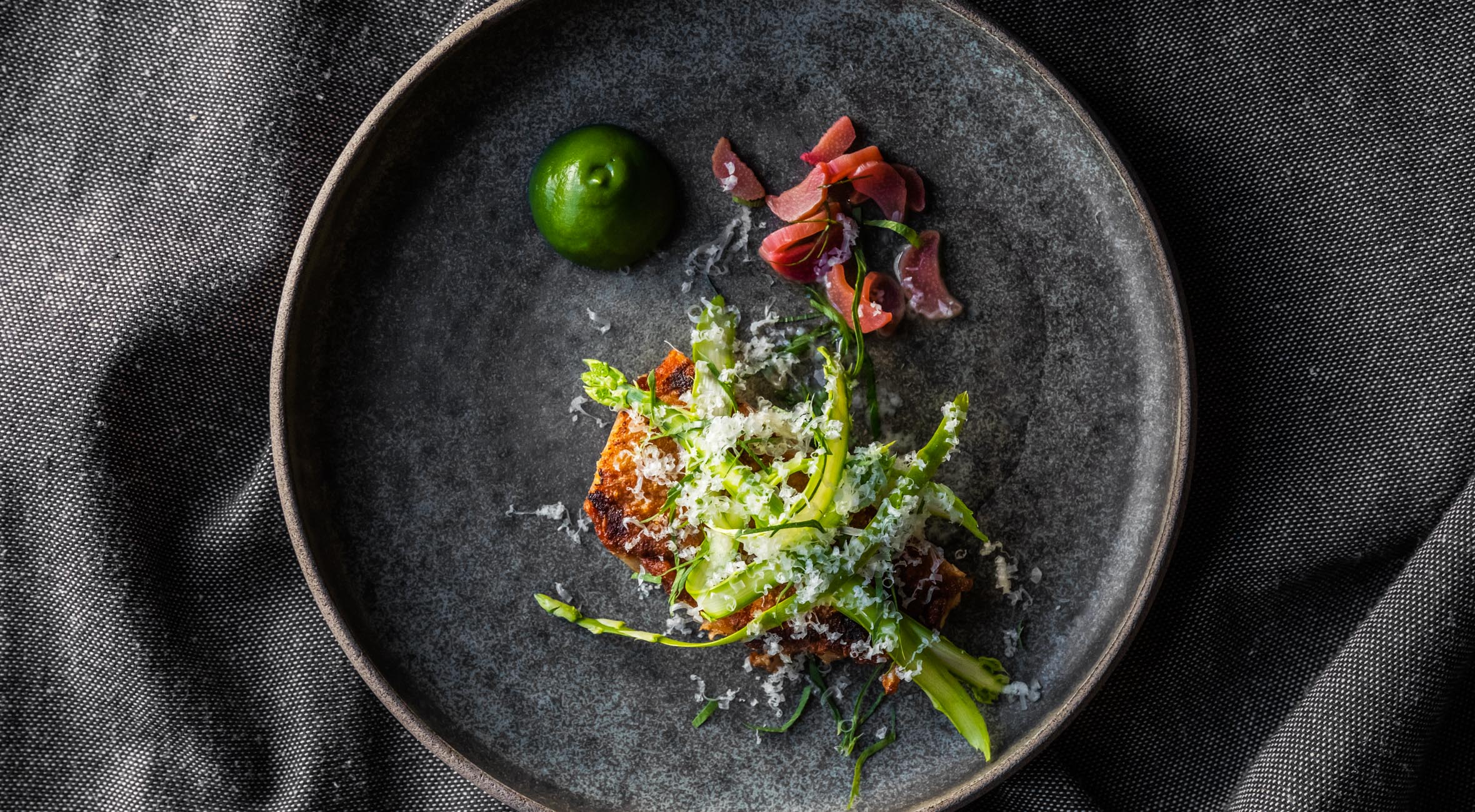 7 serveringer hos Naert i Indre By – Tidligere Michelin-kokke byder på nordisk gastronomi i særklasse