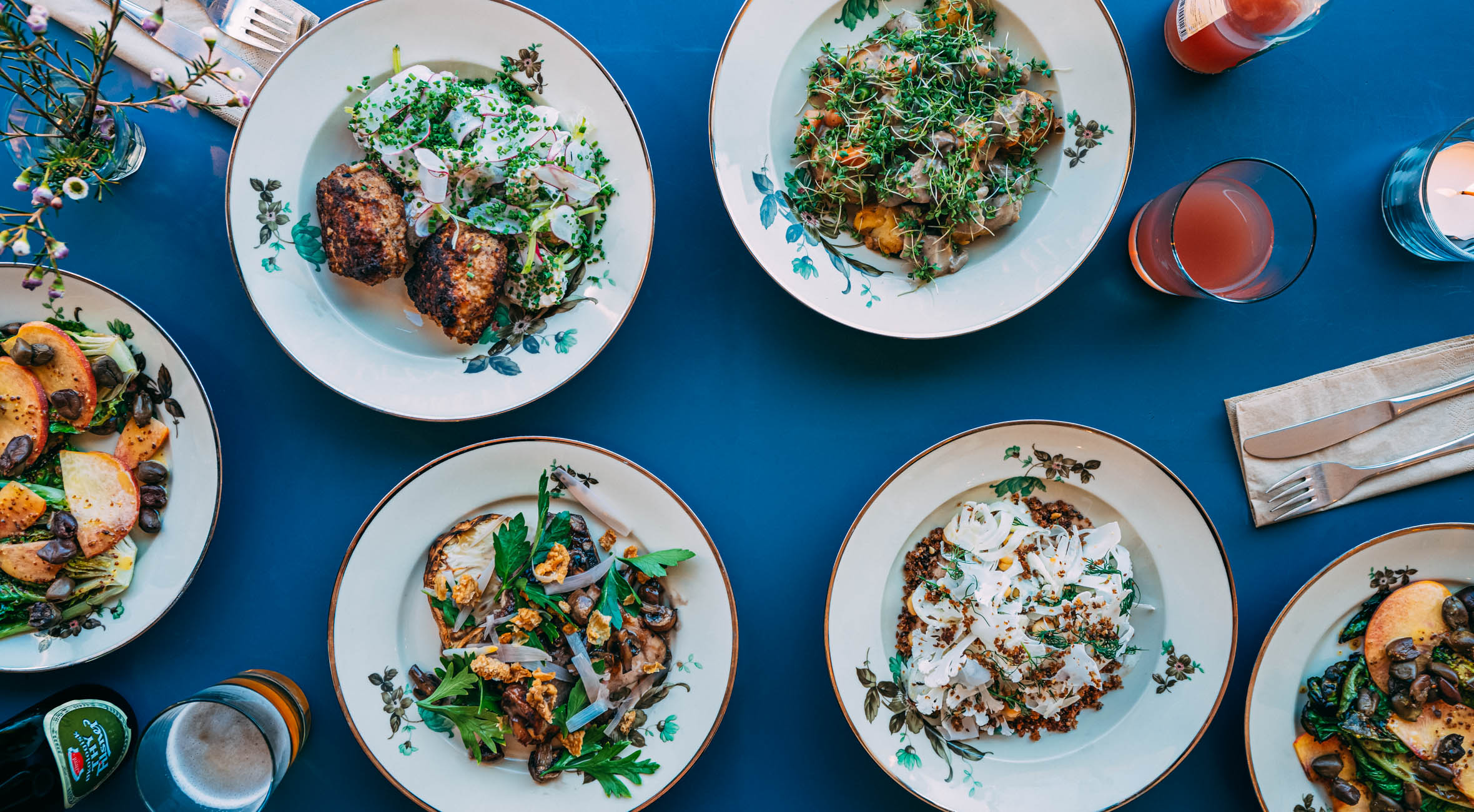 2 hovedretter + salat og 2 drikke hos Madro på Nørrebro – Ny spisebar & take away laver seriøst god hjemmelavet mad