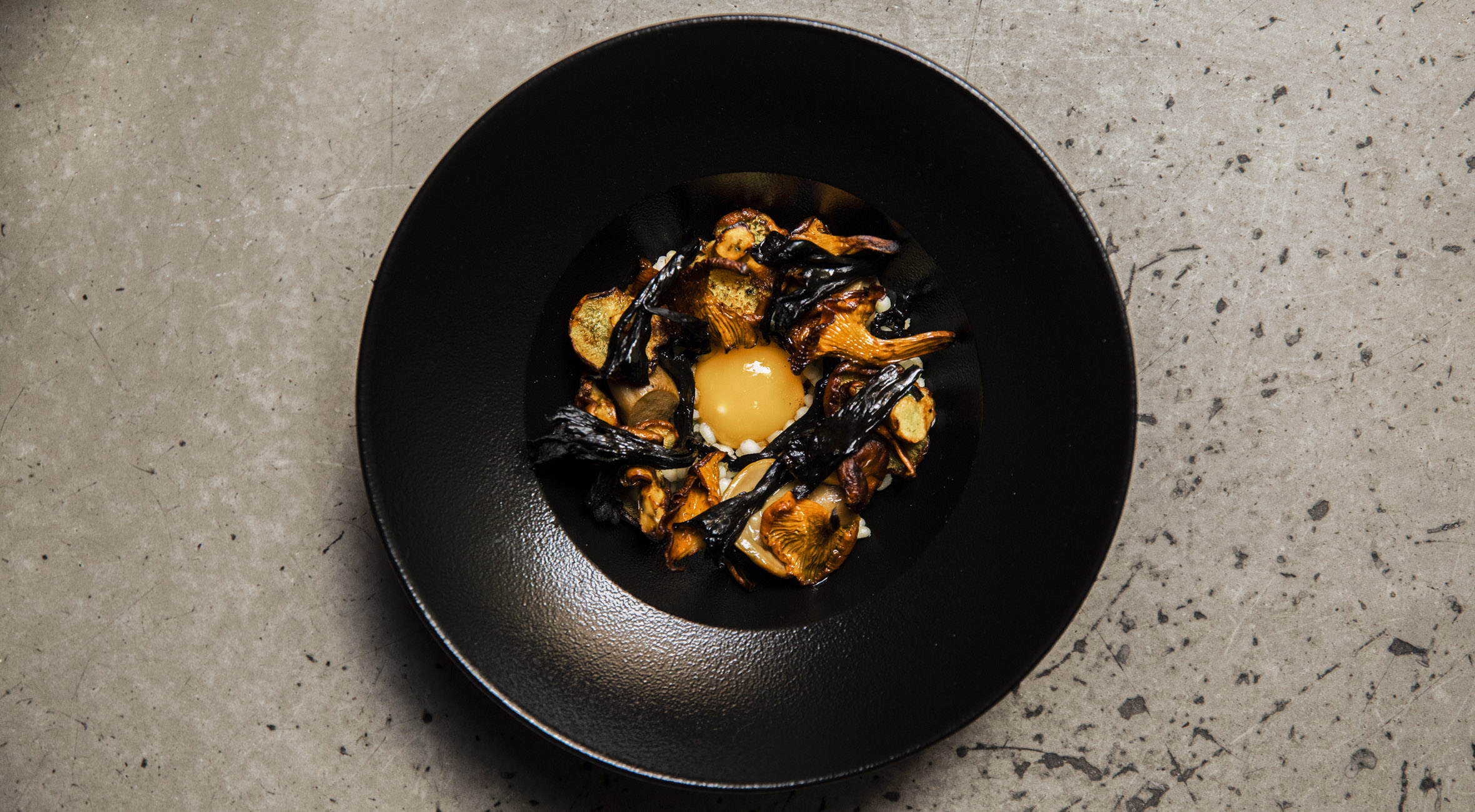 5-retters menu hos POP UP 26 i Indre By – Tidligere Noma-kok har åbnet gastronomisk legeplads, og Årets Talent er med ombord