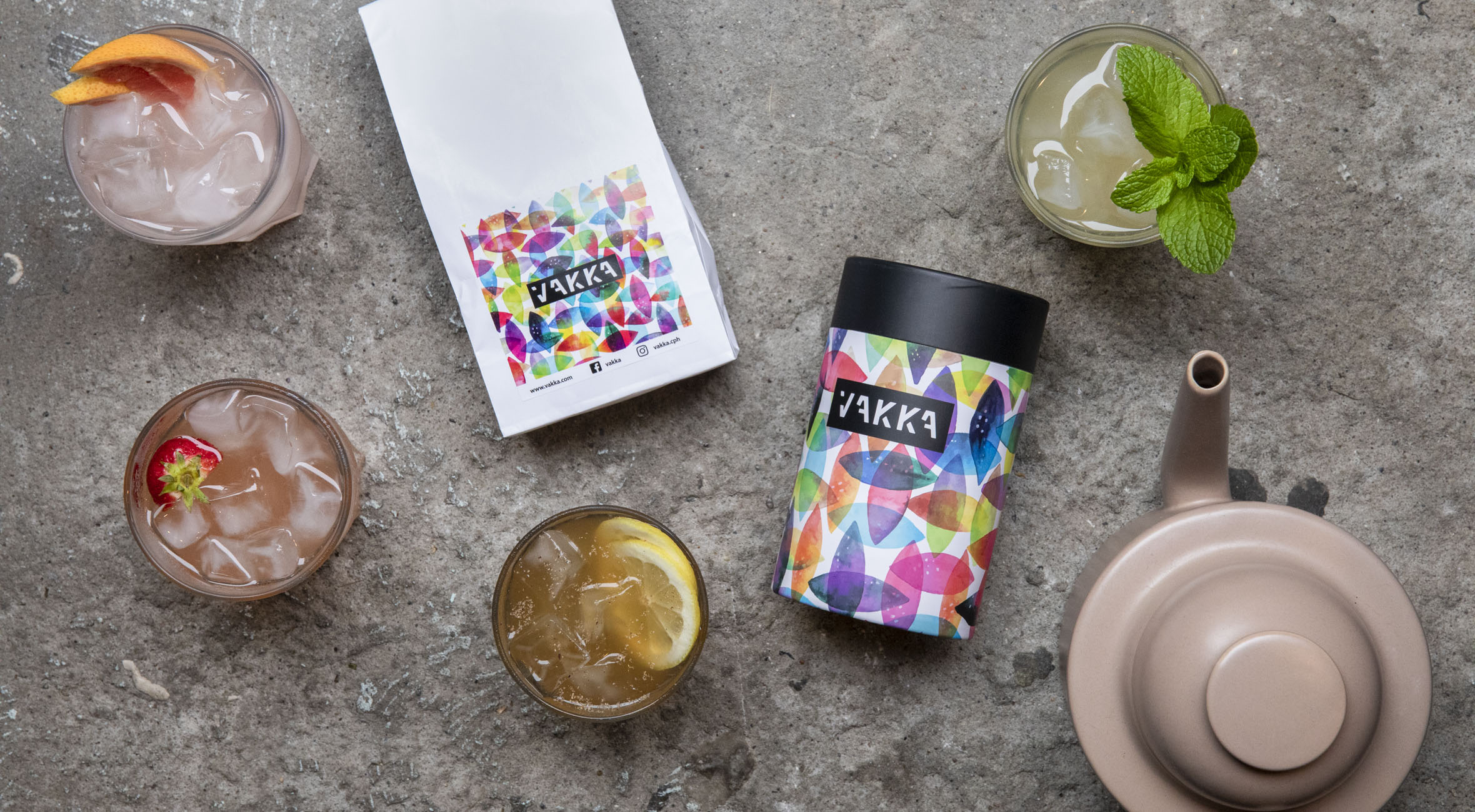 Frit valg til alt hos VAKKA i Elmegade – Ny tebar byder på alt fra klassisk varm te til cold brew, te-latte, kombucha, softice og te i løsvægt, så du kan brygge te derhjemme