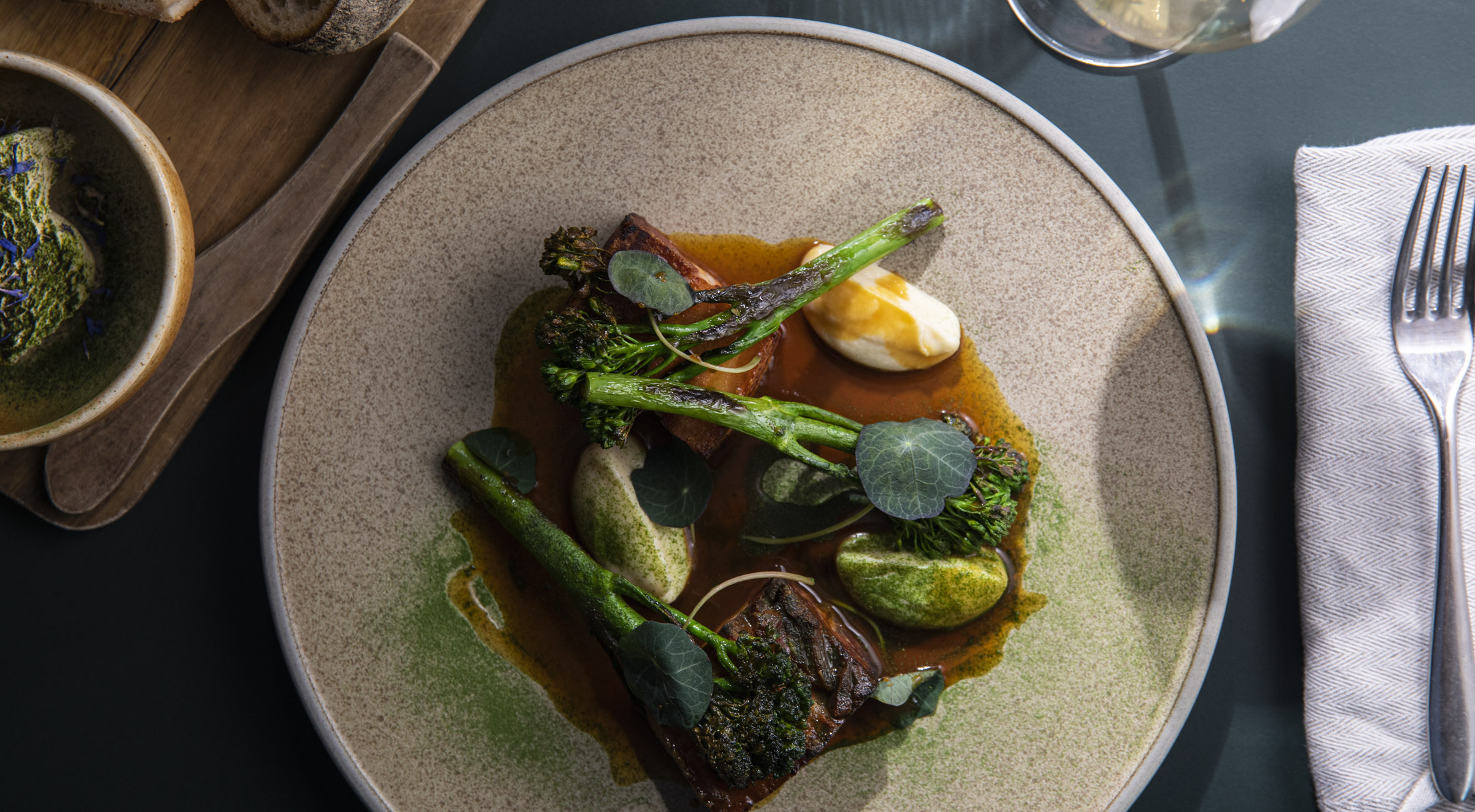 3-retters frokostmenu hos Michelin-anbefalede Meille i Indre By – Tidligere Noma-kok slår benene væk under Berlingske og nu også Børsen